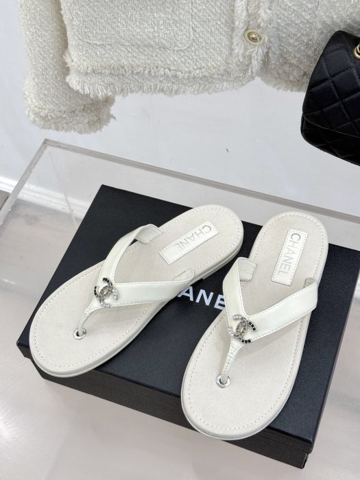 Шлепанцы фото 2