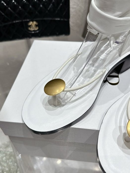 Босоножки фото 7