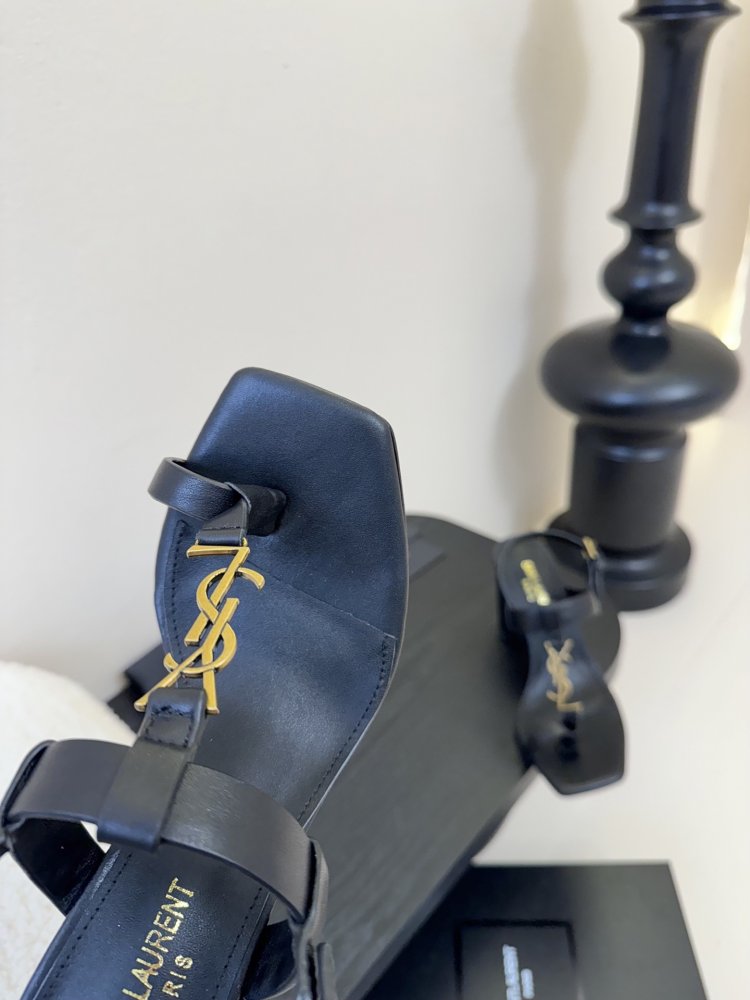 Босоніжки фото 6