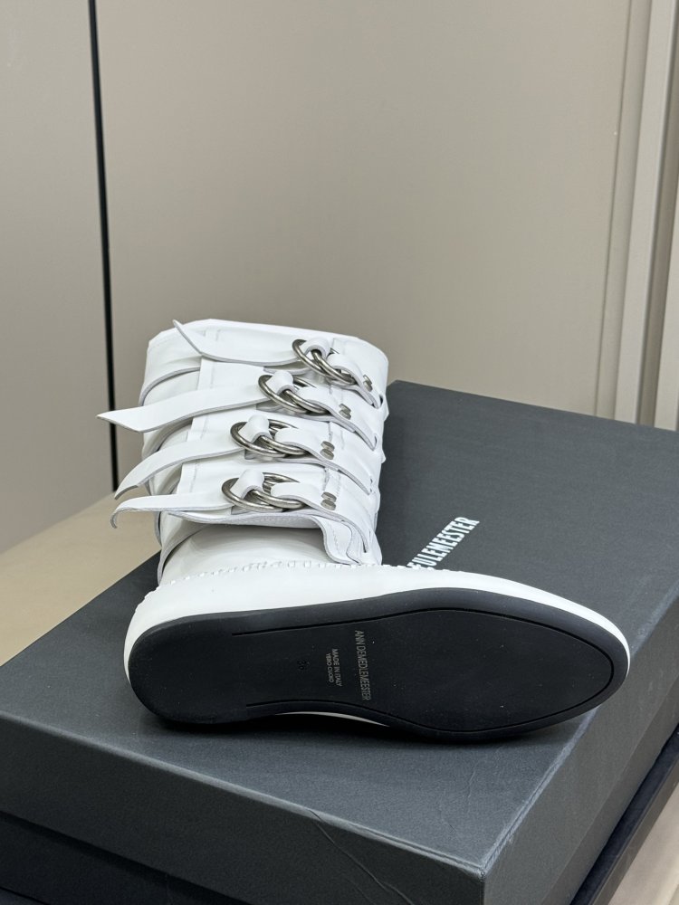 Чоботи жіночі фото 9