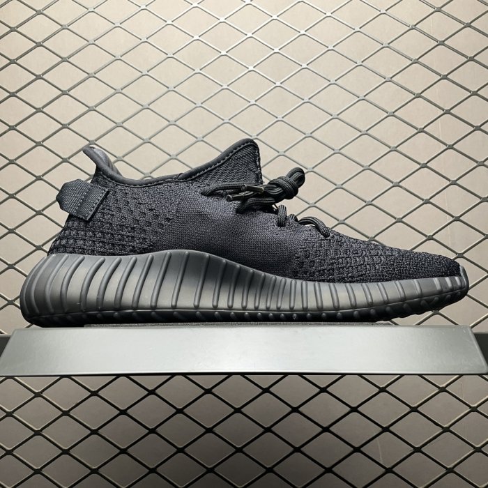 Кроссовки Yeezy Boost 350V2 фото 3