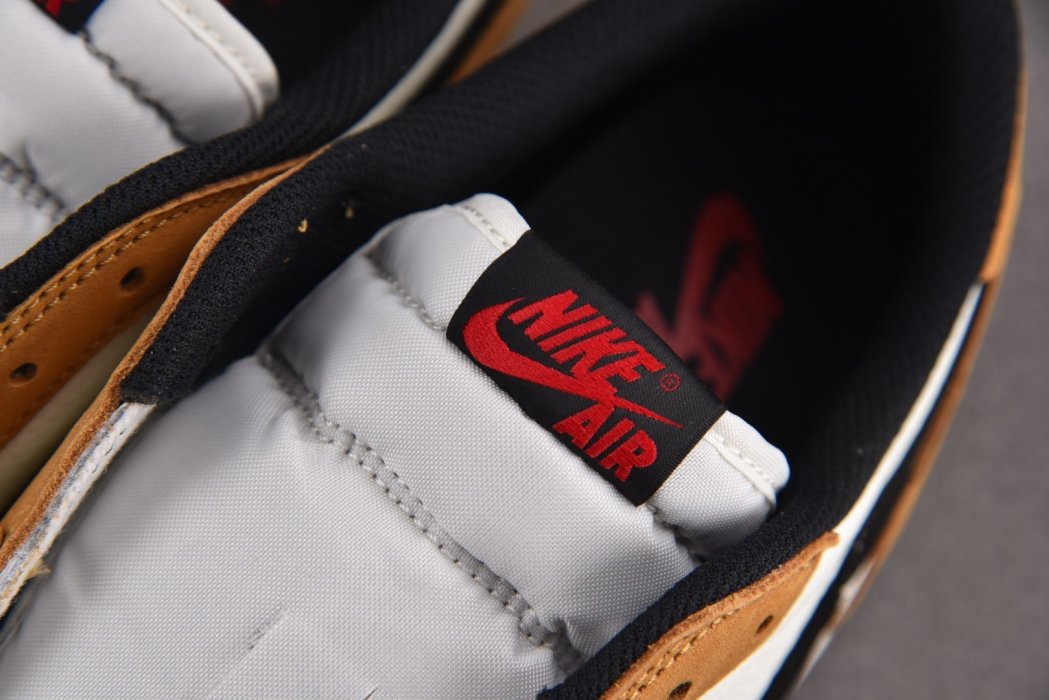 Кроссовки Air Jordan 1 Low фото 9
