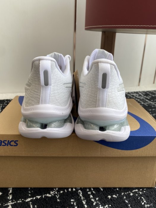 Кроссовки ASICS Gel-Kinsey Max фото 8