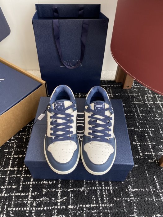 Кроссовки Dior B57