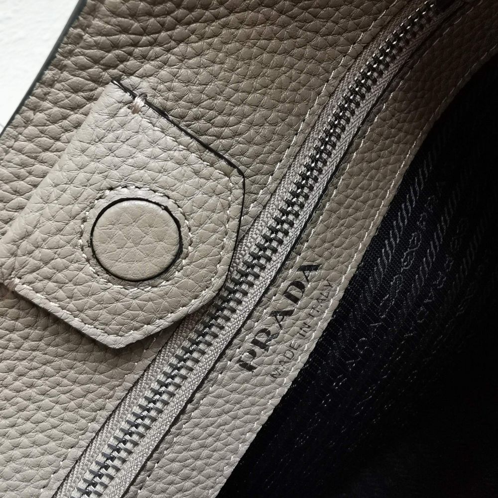 Сумка Leather hobo bag 1BC073 30 см фото 9