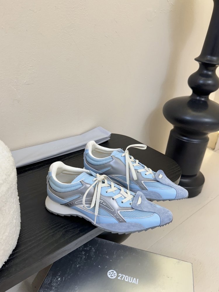 Кросівки жіночі фото 2