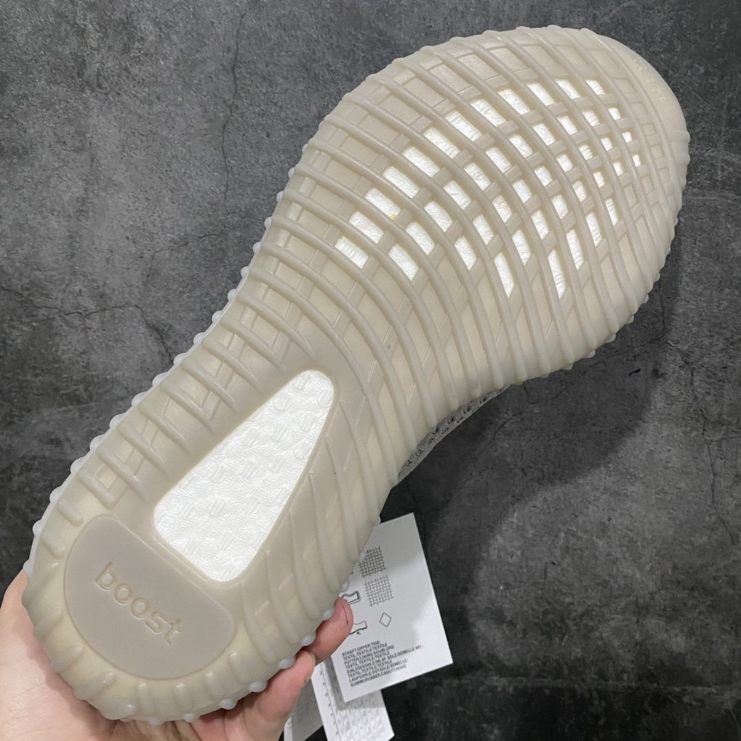 Кроссовки Yeezy 350 V2 фото 9