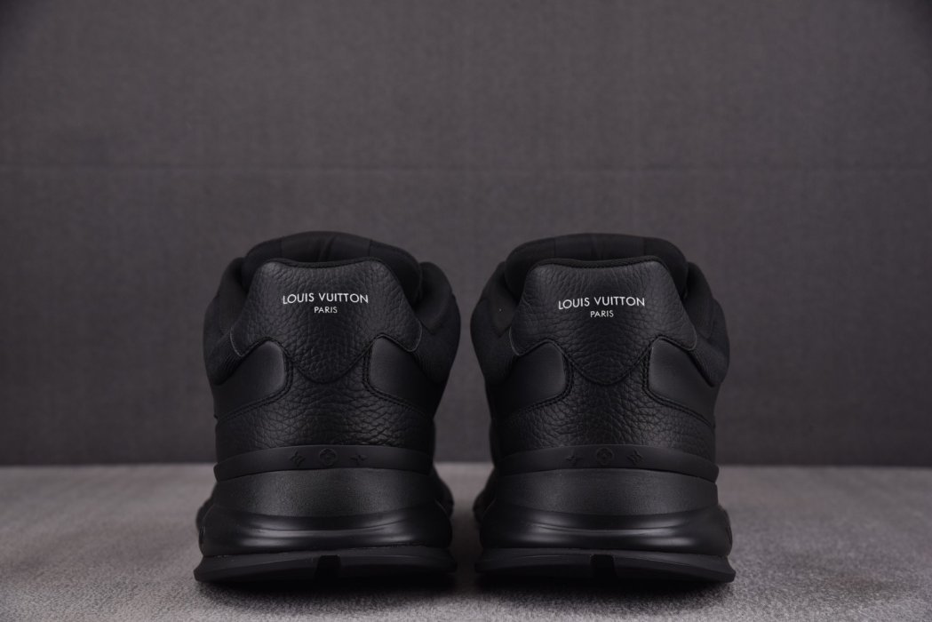 Кроссовки LOUIS VUITTON Classic Black фото 5