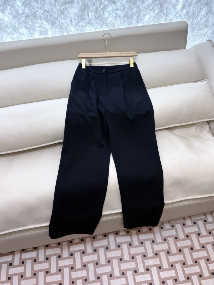 Костюм жіночий фото 6