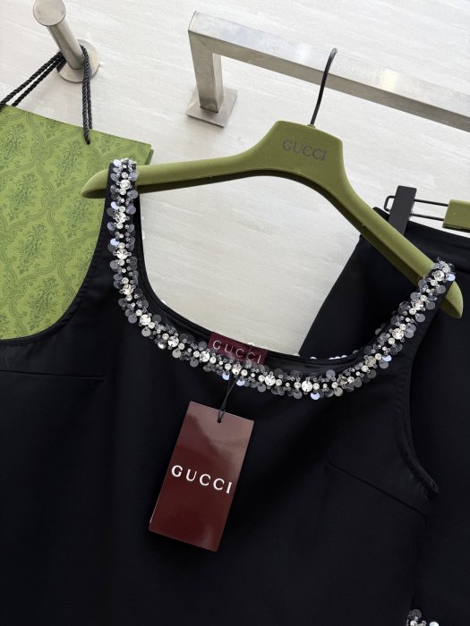 Костюм жіночий фото 6