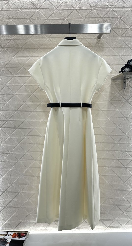 Платье с отворотом и широкими рукавами фото 2