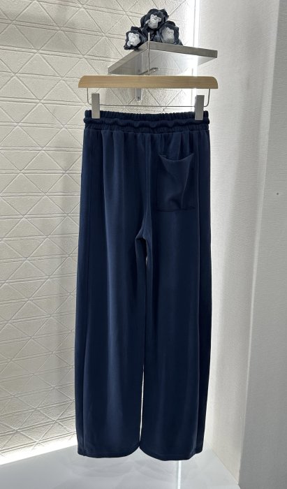 Брюки жіночі фото 2