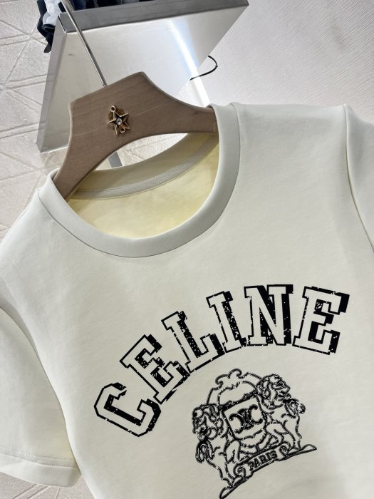 Футболка женская фото 3