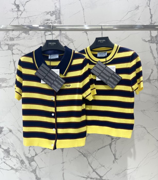 T-shirt women's фото 9