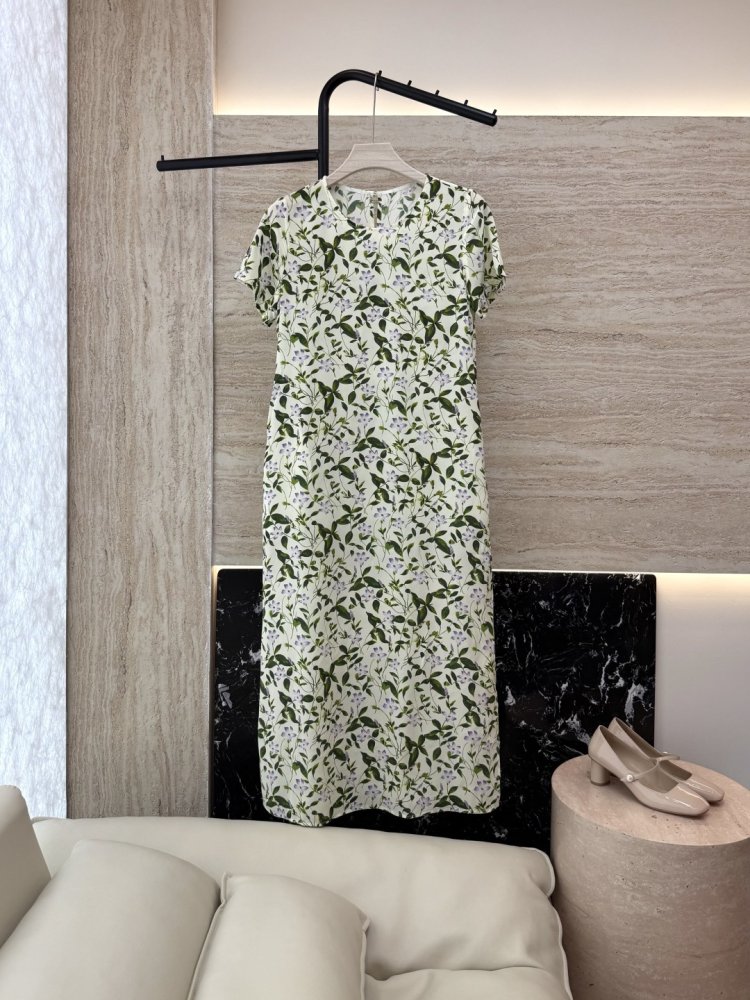 Плаття, Сукня