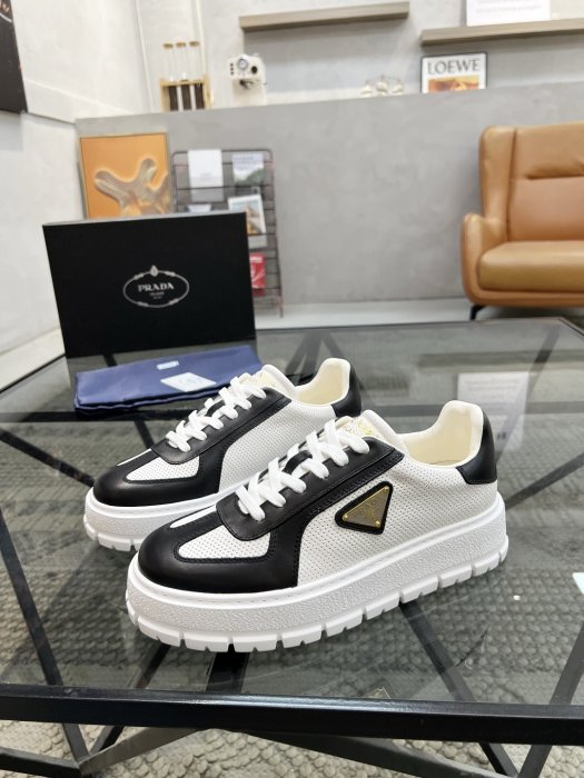 Кроссовки мужские