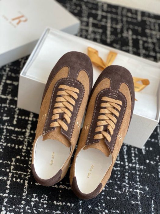 Sneakers фото 2