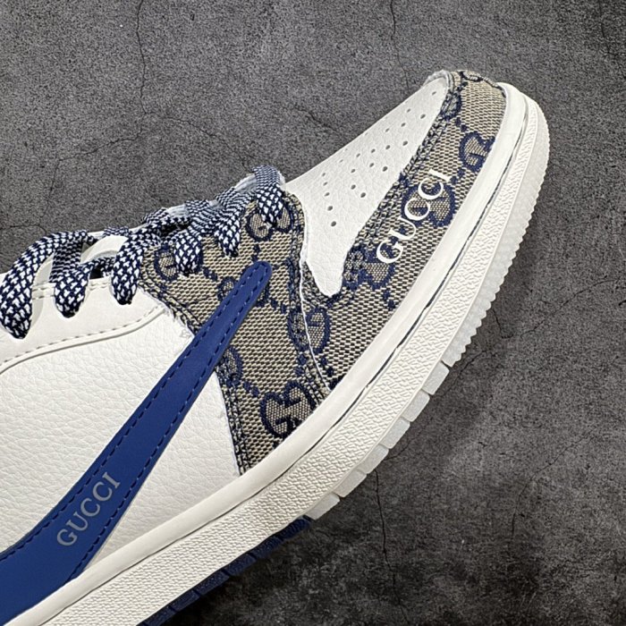 Sneakers Travis Scott x Fragment Design x Air Jordan 1 Low OG фото 6