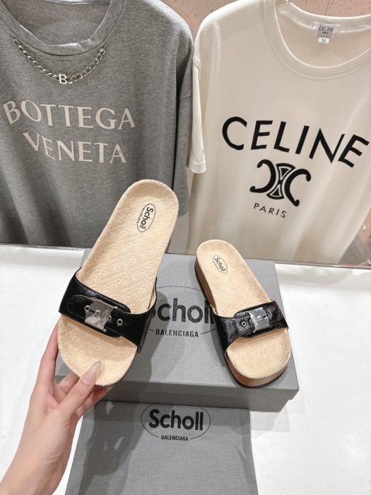 Шльопанці жіночі фото 4