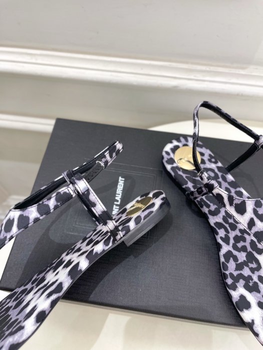 Босоножки фото 8