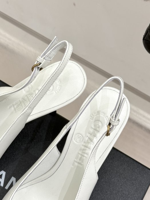 Босоножки фото 8