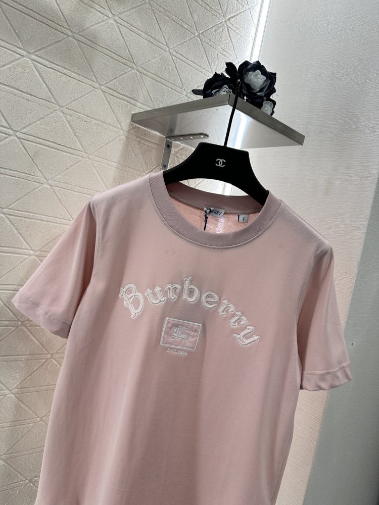 T-shirt women's фото 7