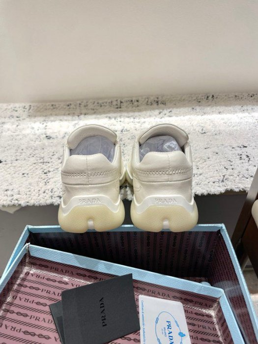 Кроссовки фото 9