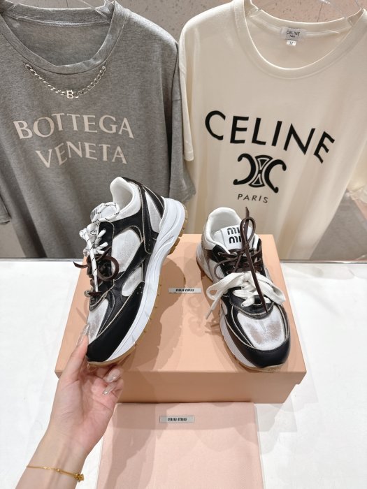 Кроссовки фото 3