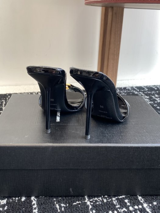 Босоножки фото 8