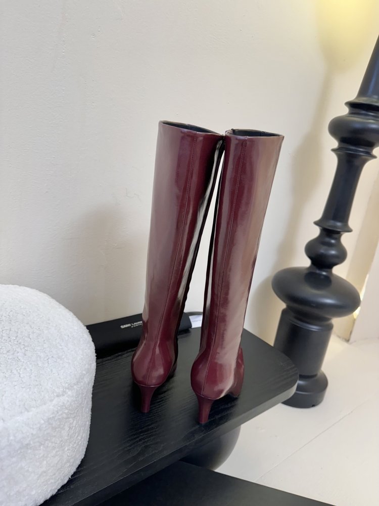 Сапоги женские фото 7