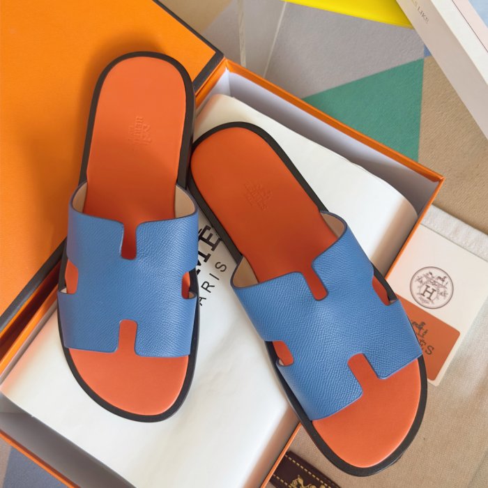 Шльопанці жіночі