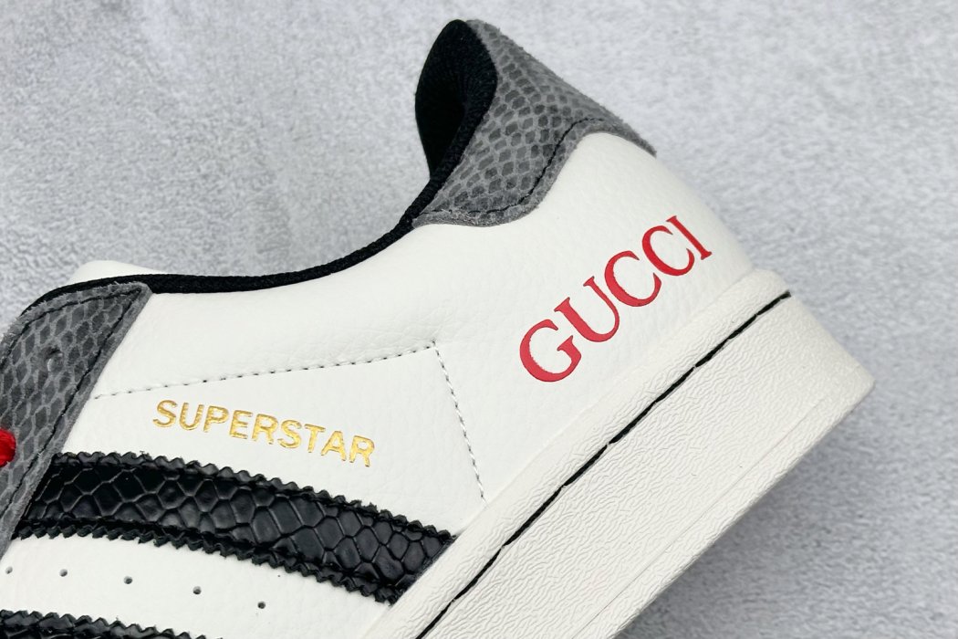 Sneakers  Originals Superstar x GUCCI фото 9