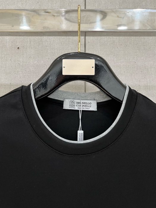 T-shirt men's фото 2