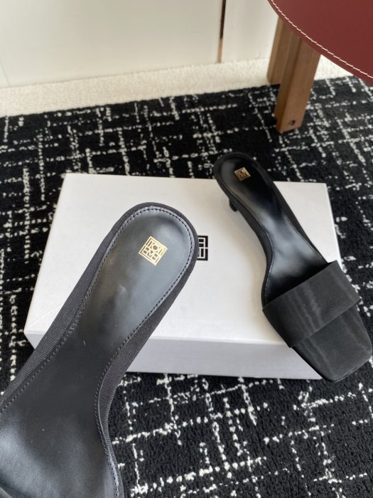 Босоножки фото 7