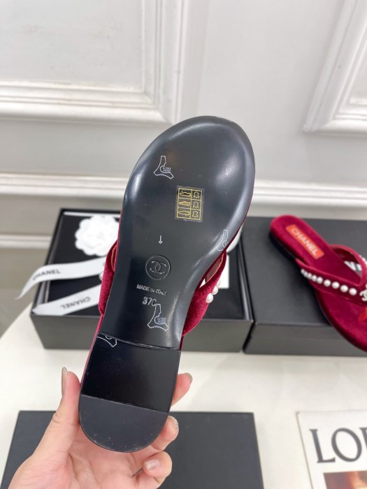 Шлепанцы фото 9