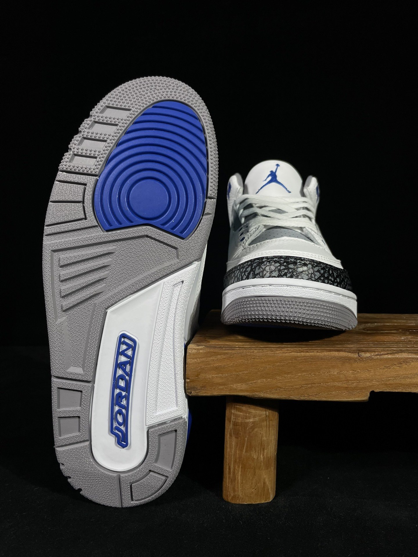 Кроссовки Air Jordan 3 Retro Racer Blue - CT8532-145 фото 3