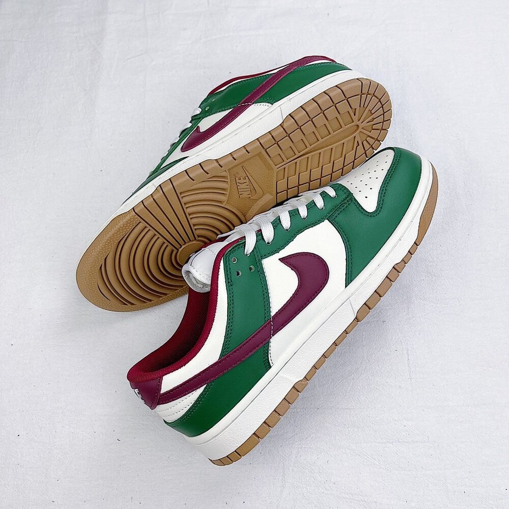 Sneakers Dunk Low Gorge Green FB7160-161 фото 9
