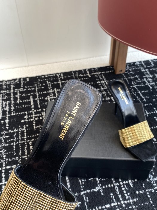 Босоножки фото 7