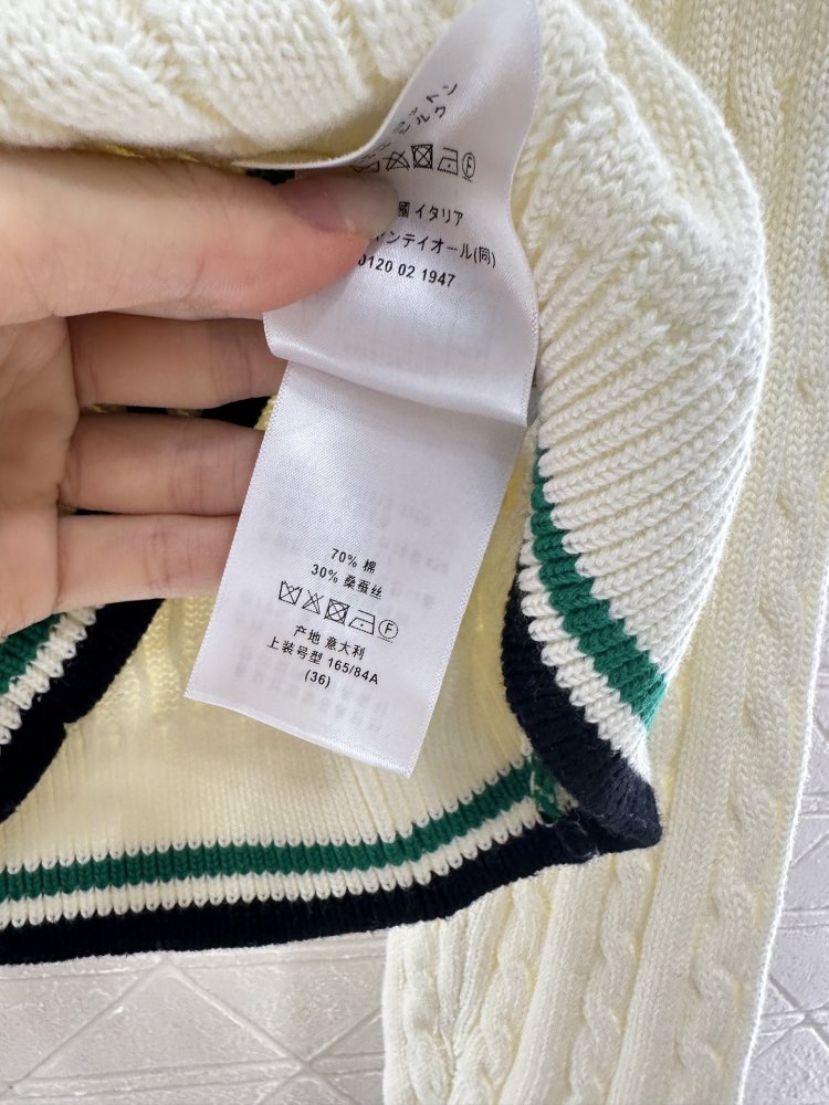 Кофта жіноча фото 9