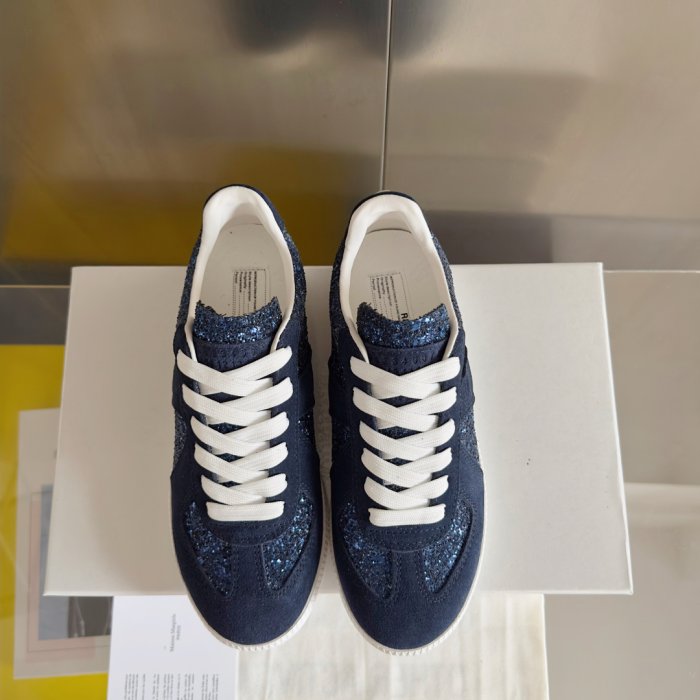 Кросівки фото 7