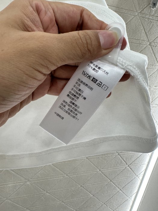 T-shirt women's фото 8