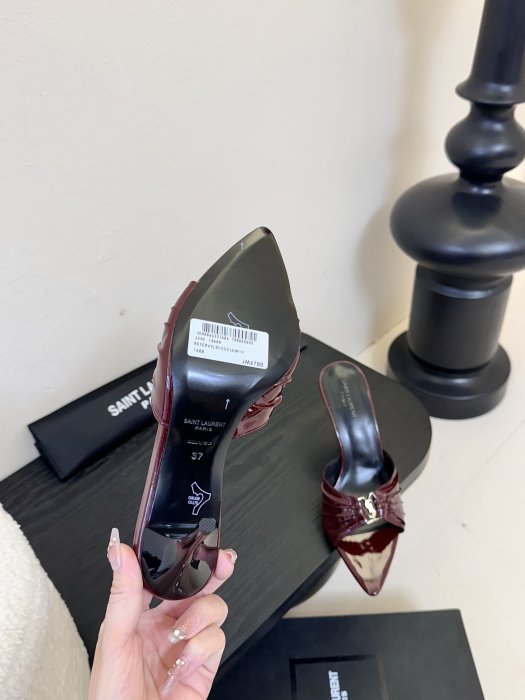 Босоножки фото 6