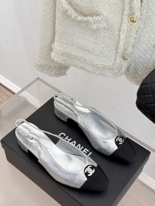 Босоножки фото 3