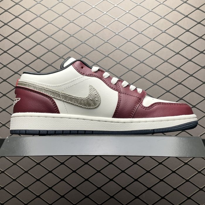 Кросівки Air Jordan 1 Low фото 3