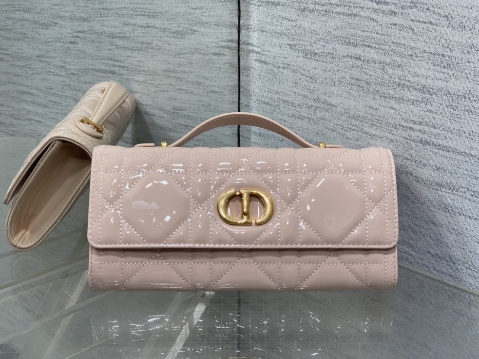 Сумка Miss Caro 24 см