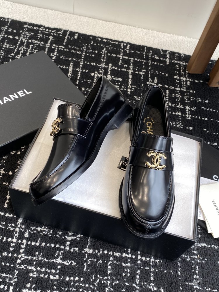 Лоферы женские фото 5