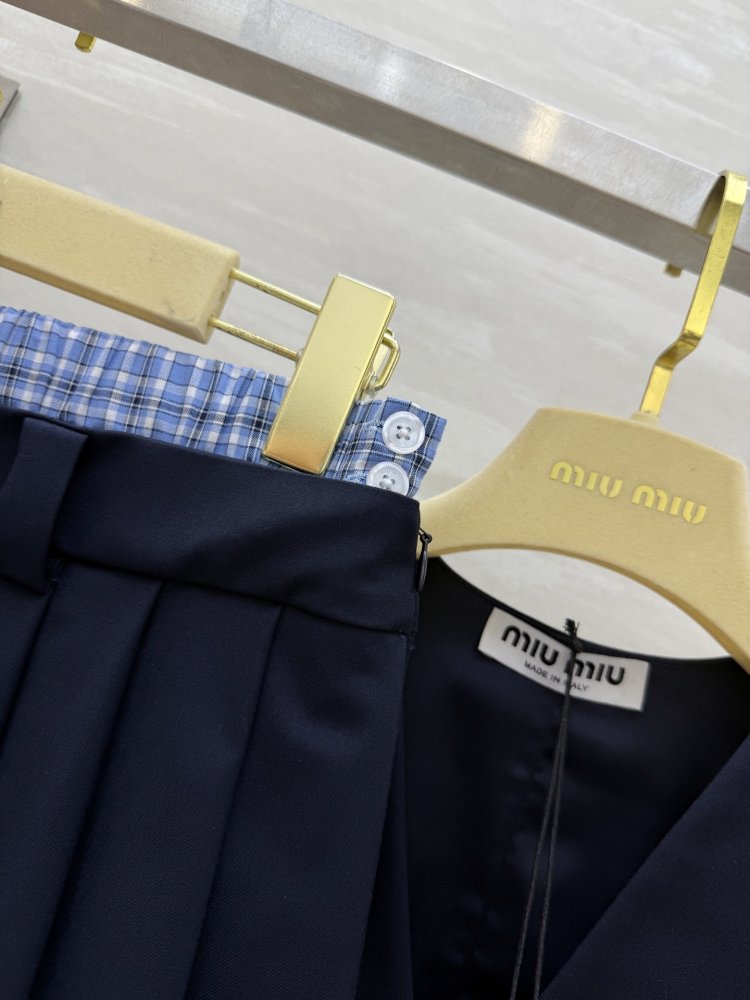 Costume female фото 9