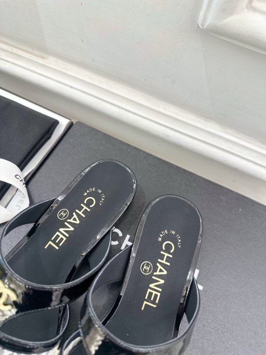 Босоножки фото 7