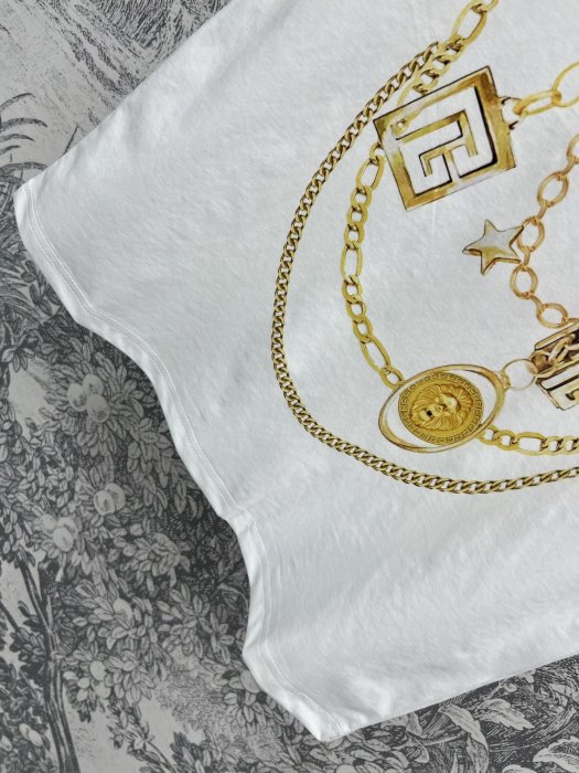 T-shirt women's фото 4