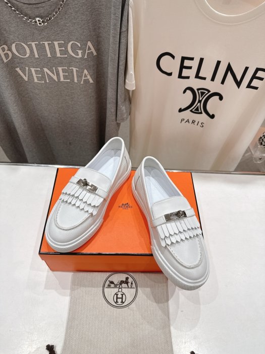 Лоферы женские фото 2